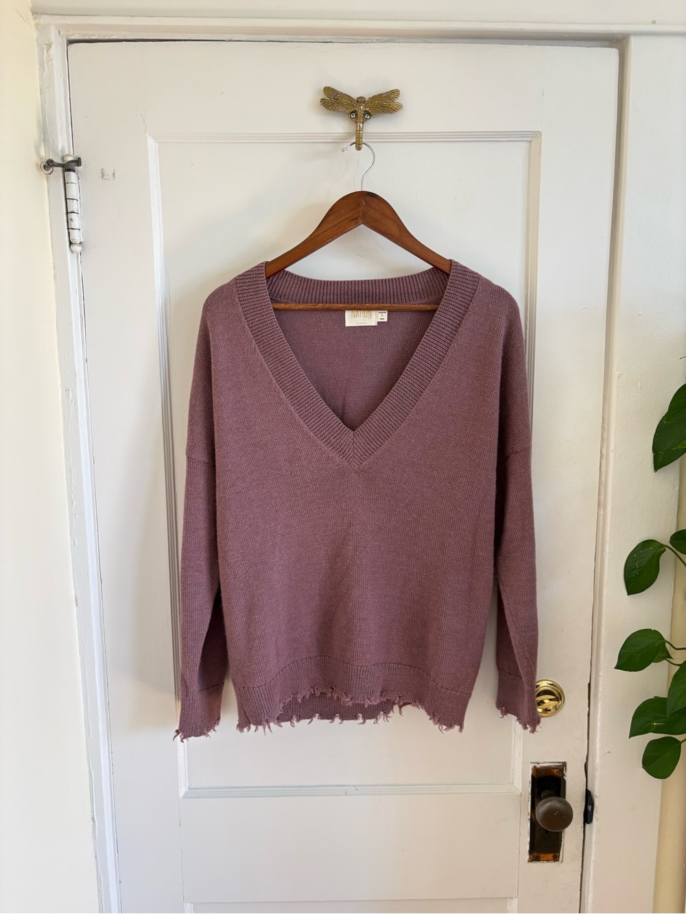 Nation LTD Dusty Mauve Alpaca Blend Raw Notched Hem V-Neck Sweater Small
